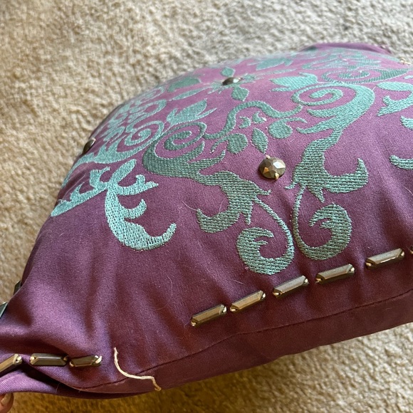 Royal purple Euro Pillow cases and purple pier one accent pillow - Picture 2 of 3